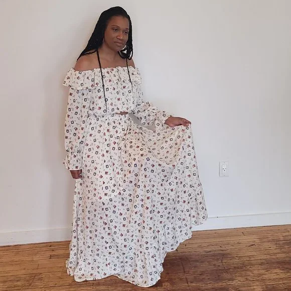 Crop Top & Maxi Set - Picture 3 of 3